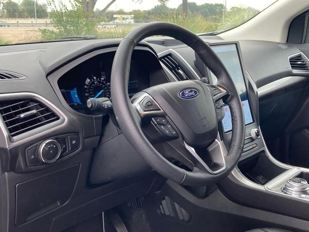 used 2024 Ford Edge car, priced at $25,381