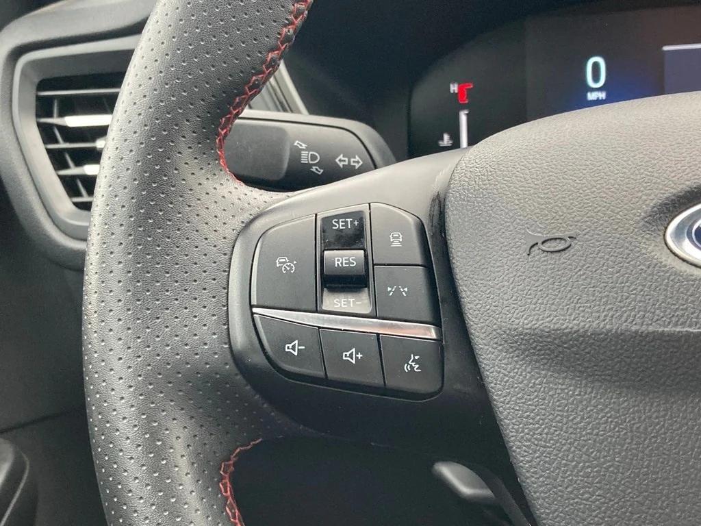 used 2024 Ford Escape car, priced at $22,911