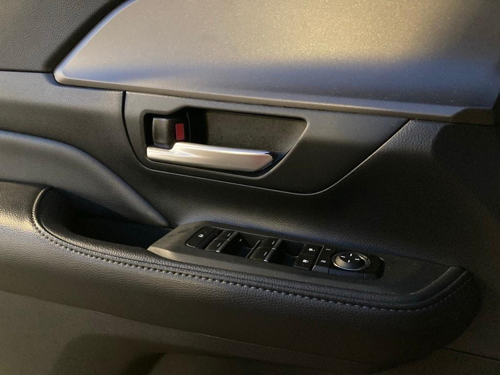 used 2024 Toyota Grand Highlander car, priced at $35,891