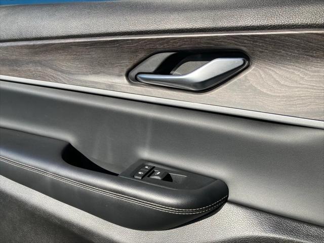 used 2023 Jeep Grand Cherokee L car, priced at $29,981