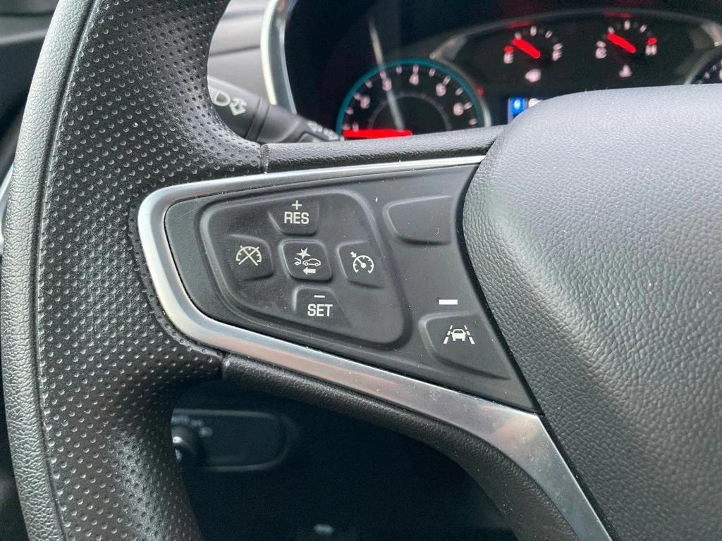 used 2023 Chevrolet Equinox car, priced at $19,291