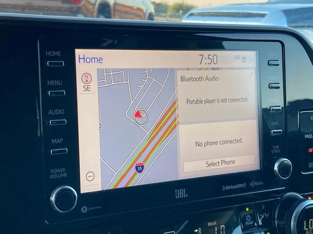used 2020 Toyota Highlander car, priced at $26,291