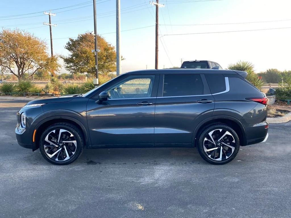 used 2024 Mitsubishi Outlander car, priced at $23,851