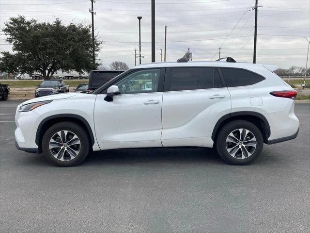 used 2023 Toyota Highlander car, priced at $34,981