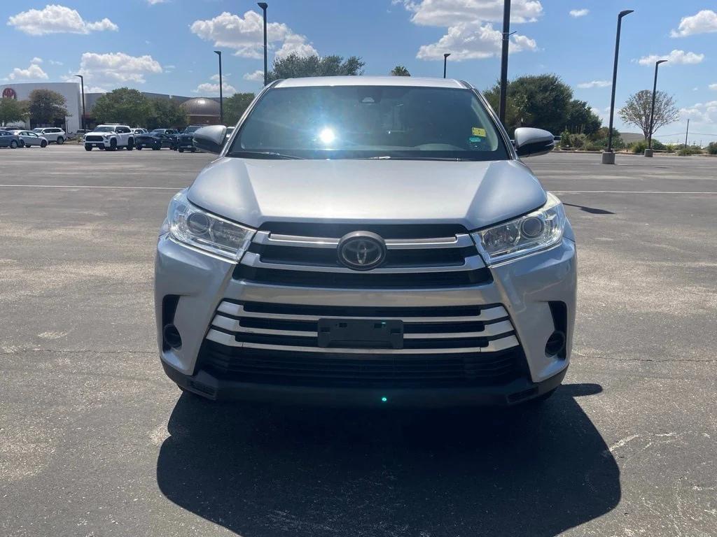 used 2019 Toyota Highlander car, priced at $19,621