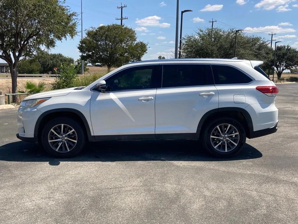 used 2019 Toyota Highlander car, priced at $20,951