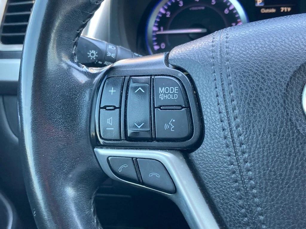 used 2019 Toyota Highlander car, priced at $20,951
