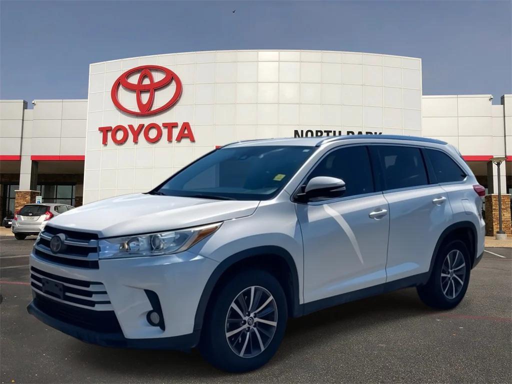 used 2019 Toyota Highlander car, priced at $21,491