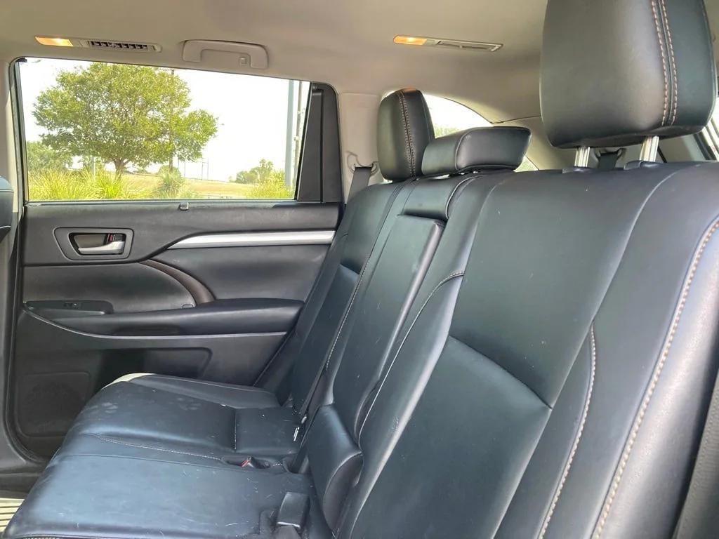 used 2019 Toyota Highlander car, priced at $20,951