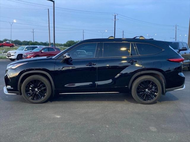 used 2023 Toyota Highlander car, priced at $40,591