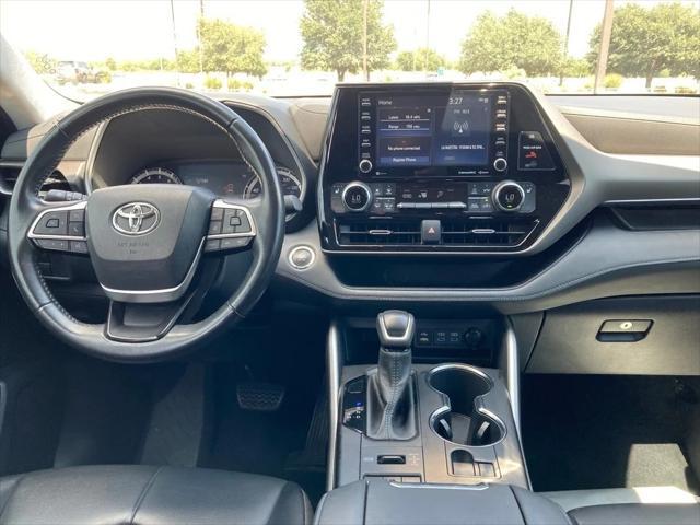 used 2022 Toyota Highlander car, priced at $36,951