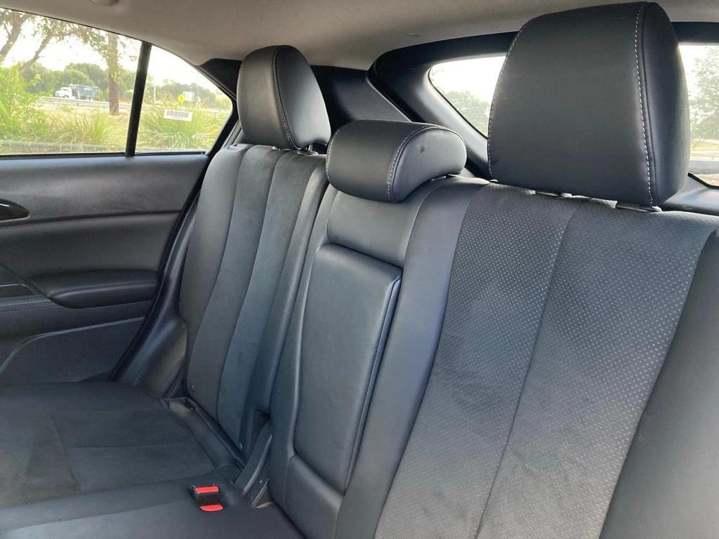 used 2025 Mitsubishi Eclipse Cross car, priced at $20,751