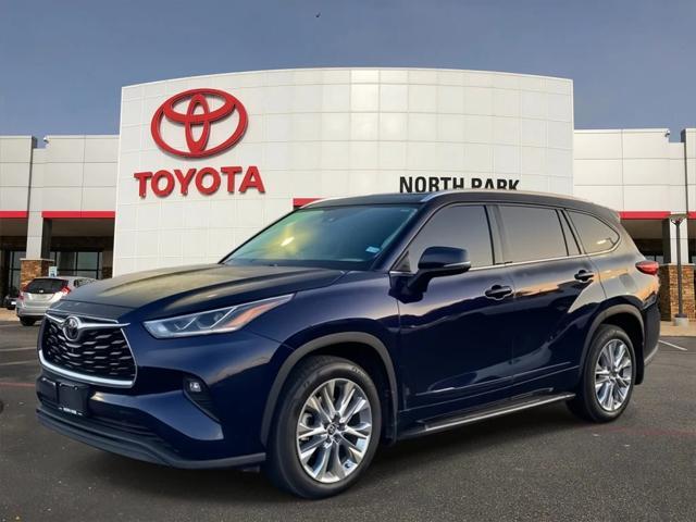 used 2021 Toyota Highlander car, priced at $32,951