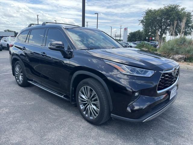 used 2022 Toyota Highlander car, priced at $40,951