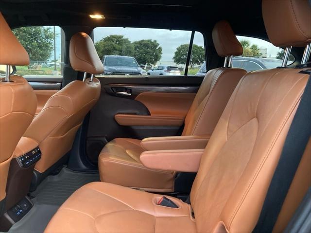 used 2022 Toyota Highlander car, priced at $39,691