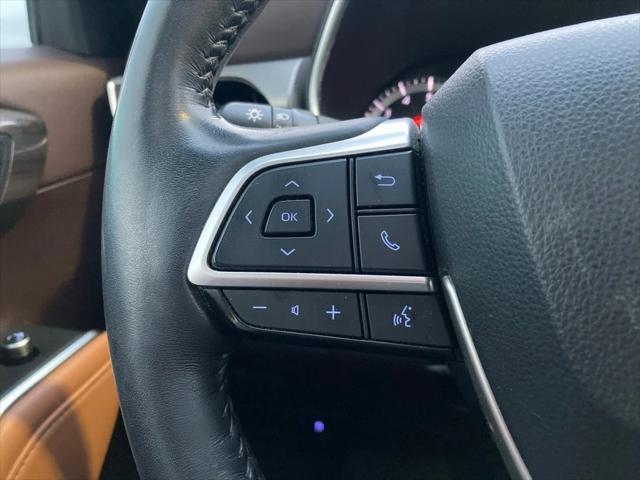 used 2022 Toyota Highlander car, priced at $39,691