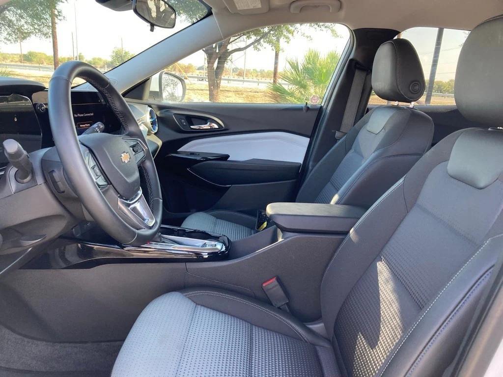 used 2025 Chevrolet Trax car, priced at $21,941