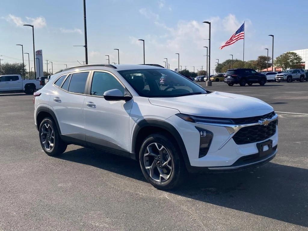 used 2025 Chevrolet Trax car, priced at $21,941