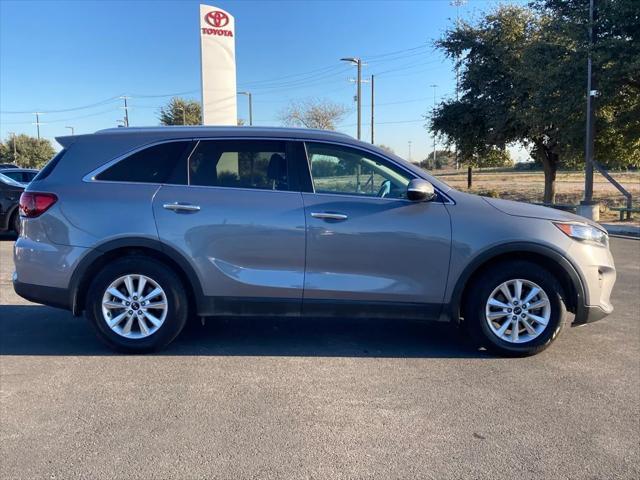 used 2019 Kia Sorento car, priced at $17,691