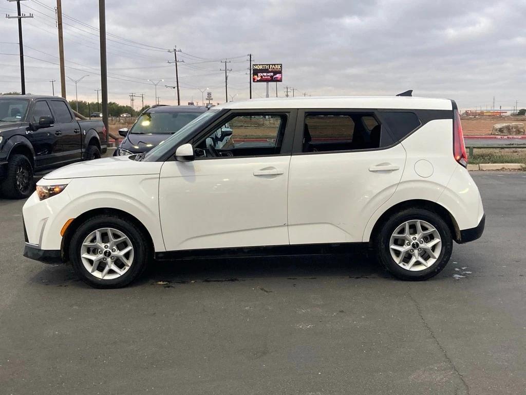 used 2024 Kia Soul car, priced at $17,951