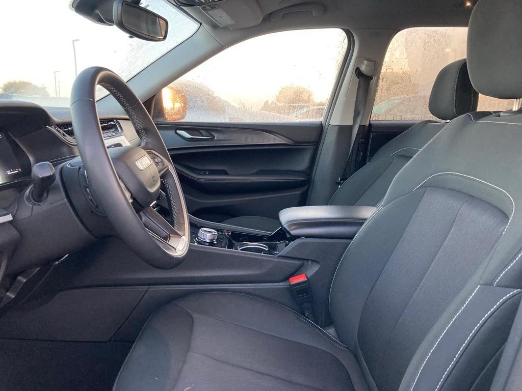 used 2023 Jeep Grand Cherokee L car, priced at $23,951