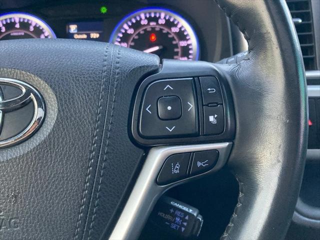 used 2019 Toyota Highlander car, priced at $26,491