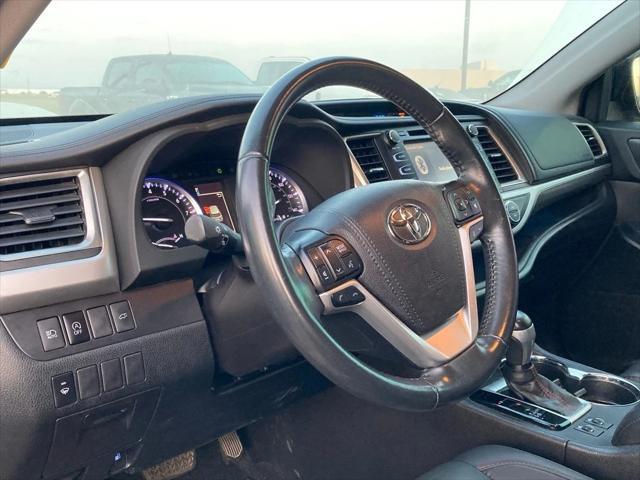 used 2019 Toyota Highlander car, priced at $26,491