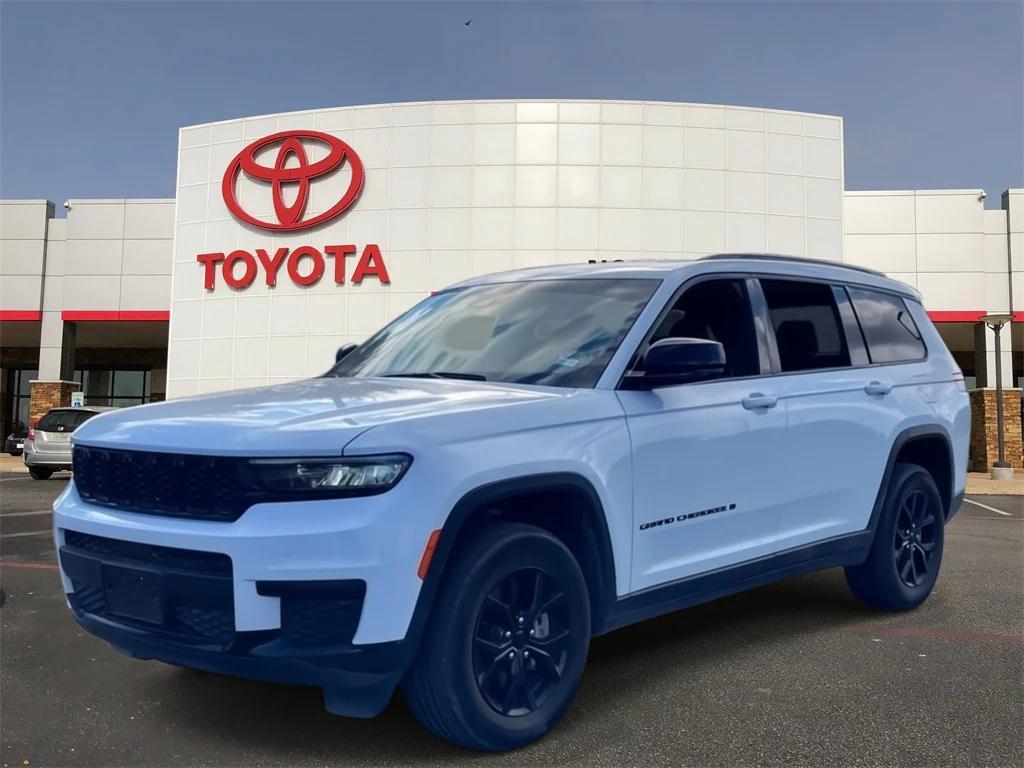 used 2024 Jeep Grand Cherokee L car, priced at $29,451