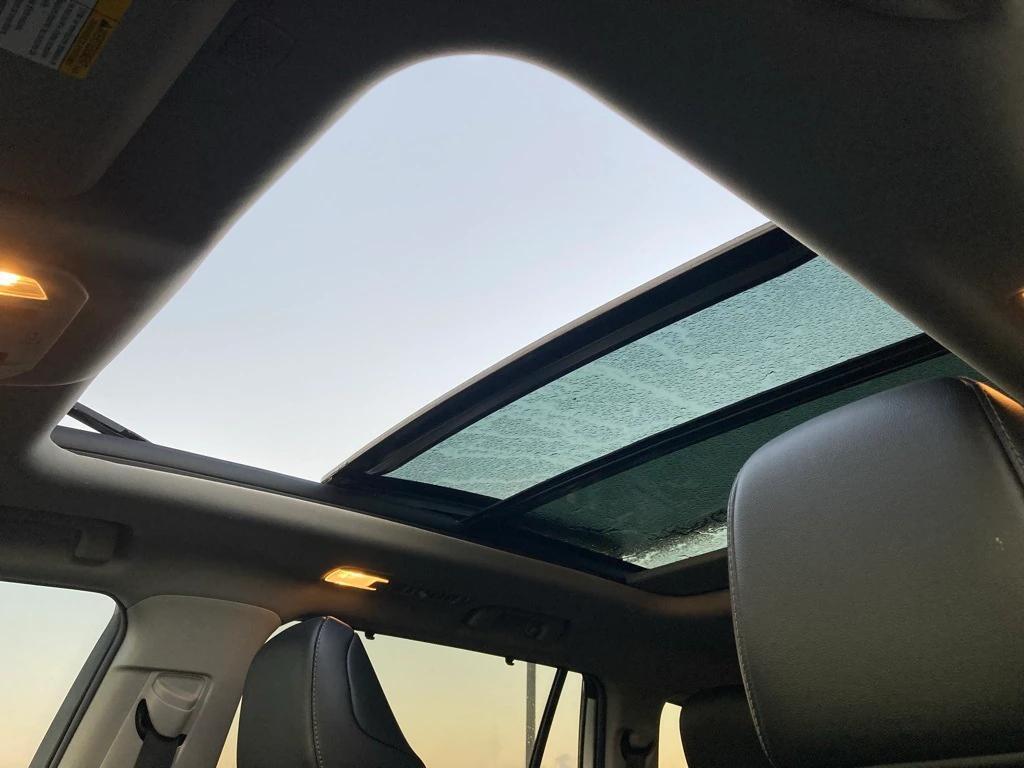 used 2021 Toyota Highlander car, priced at $33,391