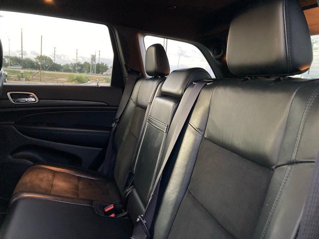 used 2021 Jeep Grand Cherokee car, priced at $19,281