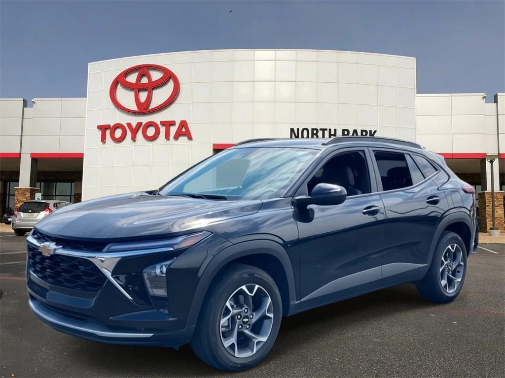 used 2024 Chevrolet Trax car, priced at $20,691