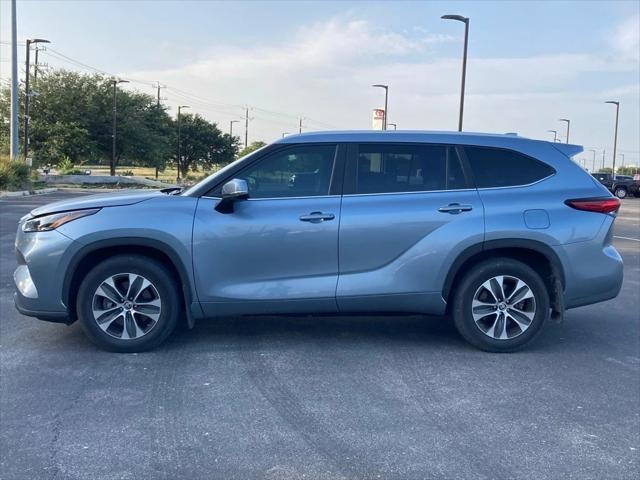 used 2023 Toyota Highlander car, priced at $32,691