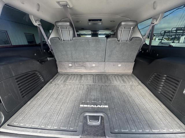used 2017 Cadillac Escalade ESV car, priced at $24,995