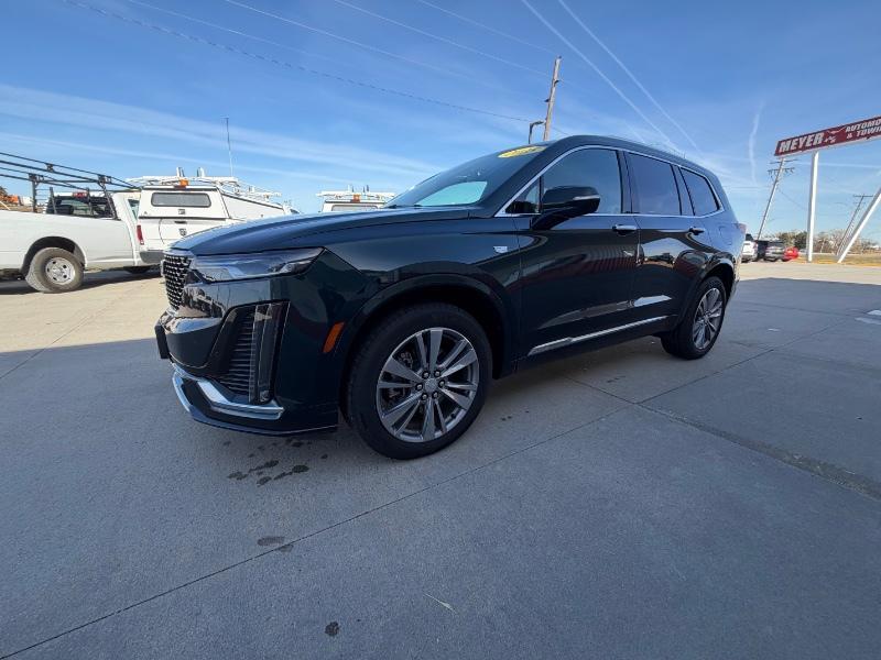 used 2025 Cadillac XT6 car, priced at $39,995