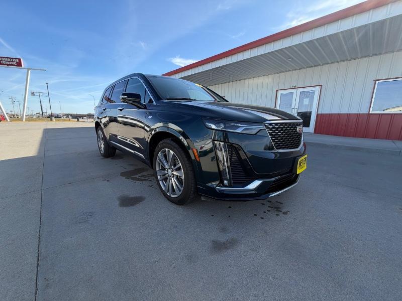 used 2025 Cadillac XT6 car, priced at $39,995