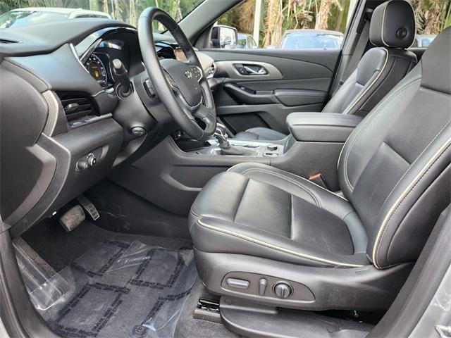 used 2023 Chevrolet Traverse car, priced at $39,228