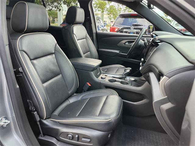 used 2023 Chevrolet Traverse car, priced at $39,228