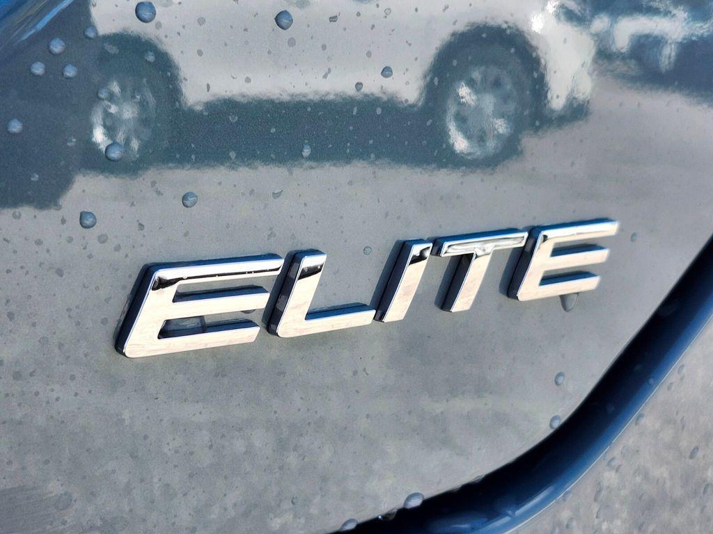 new 2025 Honda Pilot car, priced at $56,705