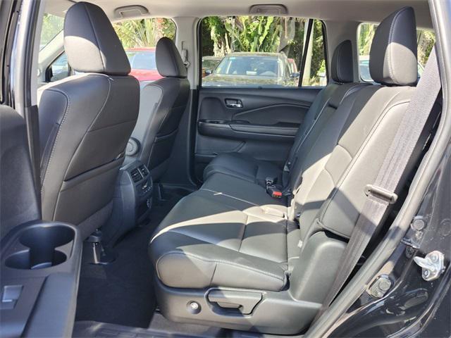 used 2022 Honda Pilot car, priced at $30,149