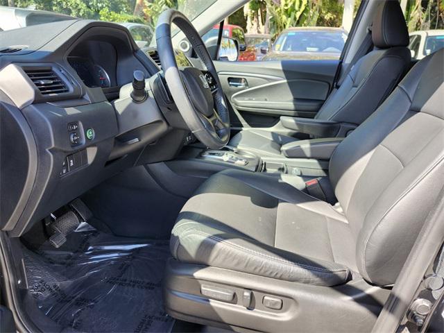used 2022 Honda Pilot car, priced at $30,149