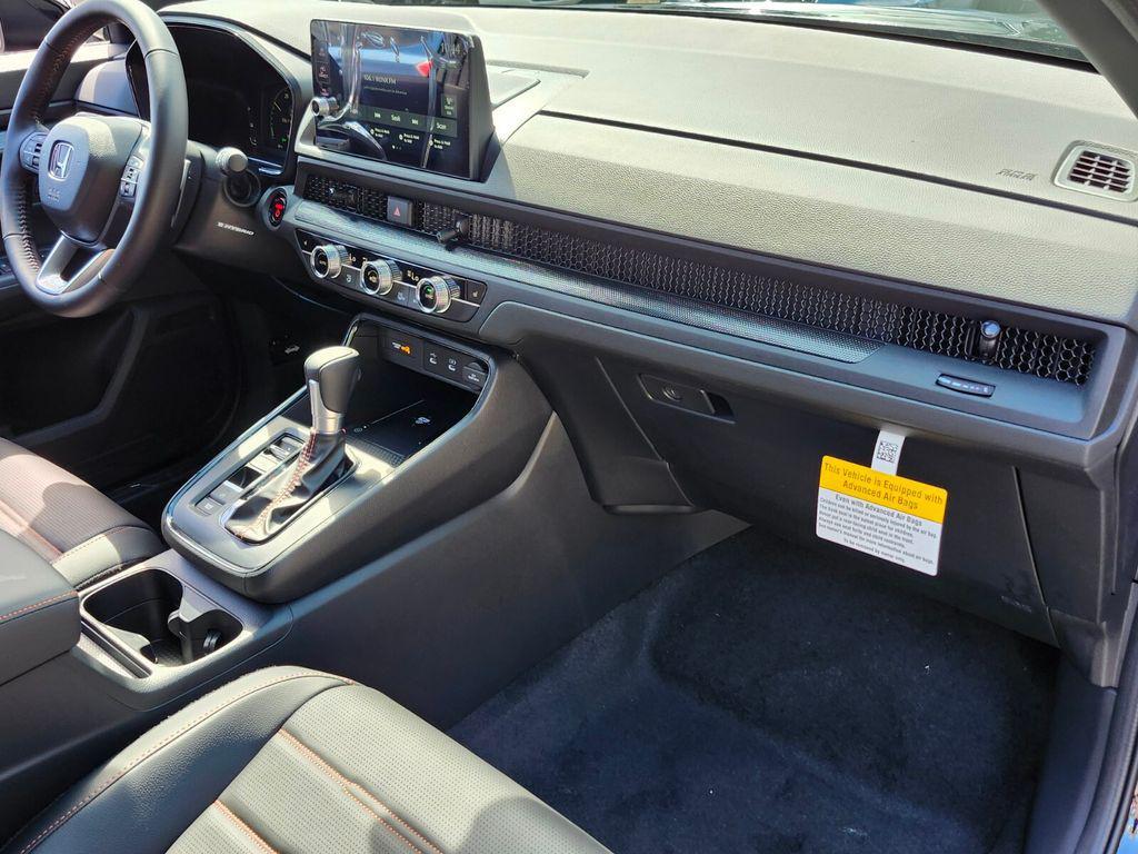 new 2026 Honda CR-V Hybrid car, priced at $40,175