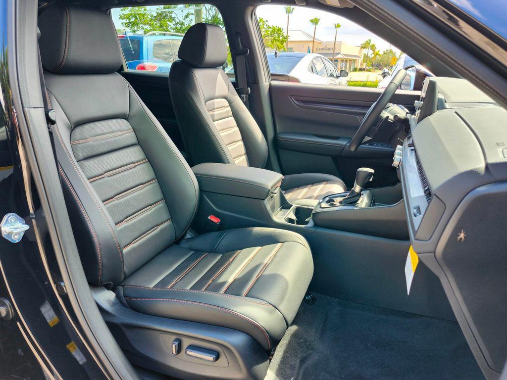 new 2026 Honda CR-V Hybrid car, priced at $40,175