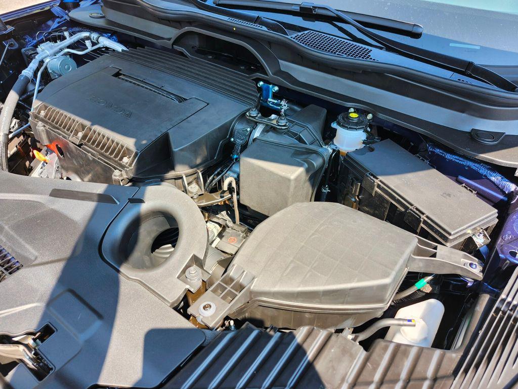 new 2025 Honda Pilot car, priced at $47,825