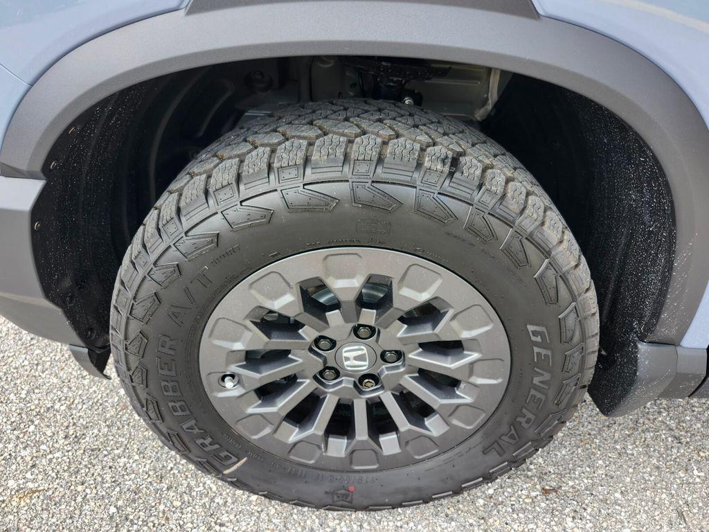 new 2026 Honda Passport car, priced at $50,400