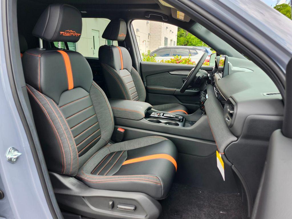 new 2026 Honda Passport car, priced at $50,400
