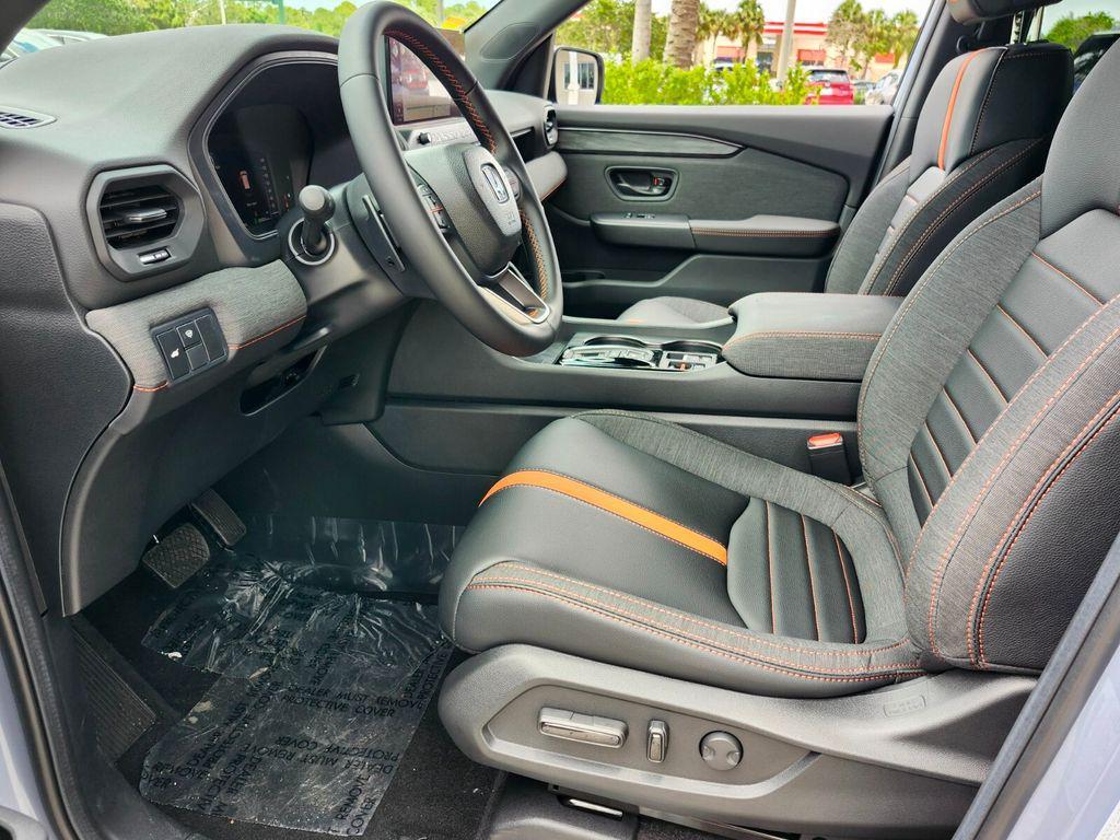 new 2026 Honda Passport car, priced at $50,400