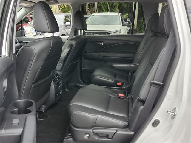 used 2022 Honda Pilot car, priced at $33,218