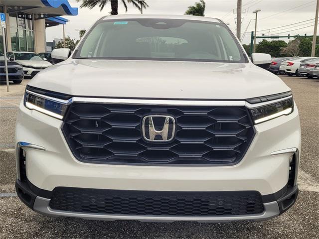 new 2024 Honda Pilot car, priced at $44,550