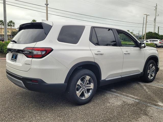 new 2024 Honda Pilot car, priced at $44,550