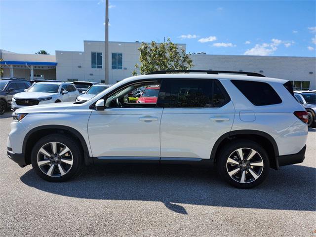 new 2025 Honda Pilot car, priced at $49,350